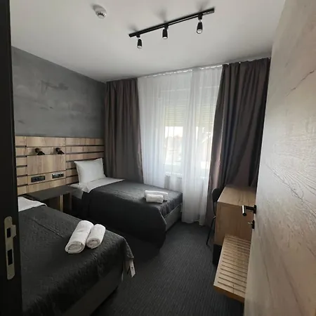 Sremsky Aparthotel 4*
