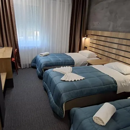 Aparthotel Sremsky